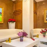 Hotel Opera 4*