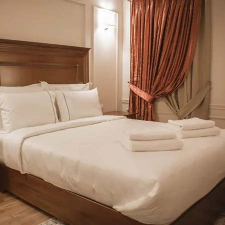 Otel Opera
