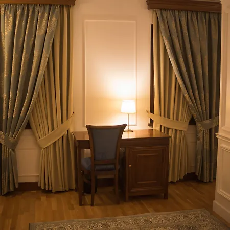 Otel Opera