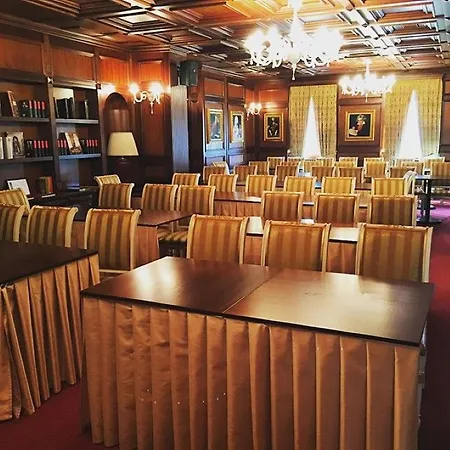 Otel Opera