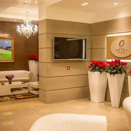 Opera 4* Tiran