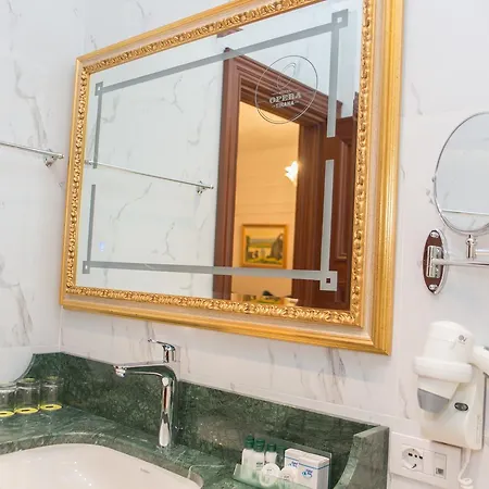 Hotel Opera 4*